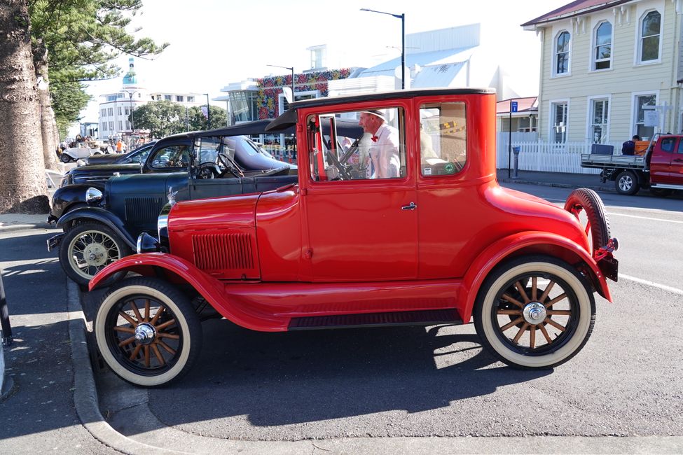 Speciale per il 'Festival Art Deco di Napier'