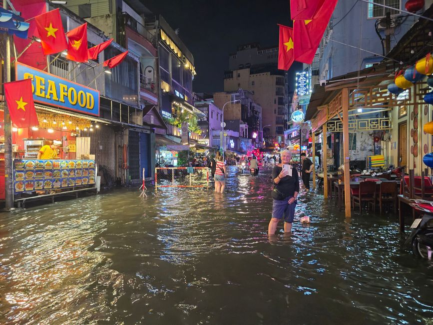 Good-bye, Cambodia - Good Morning, Vietnam!