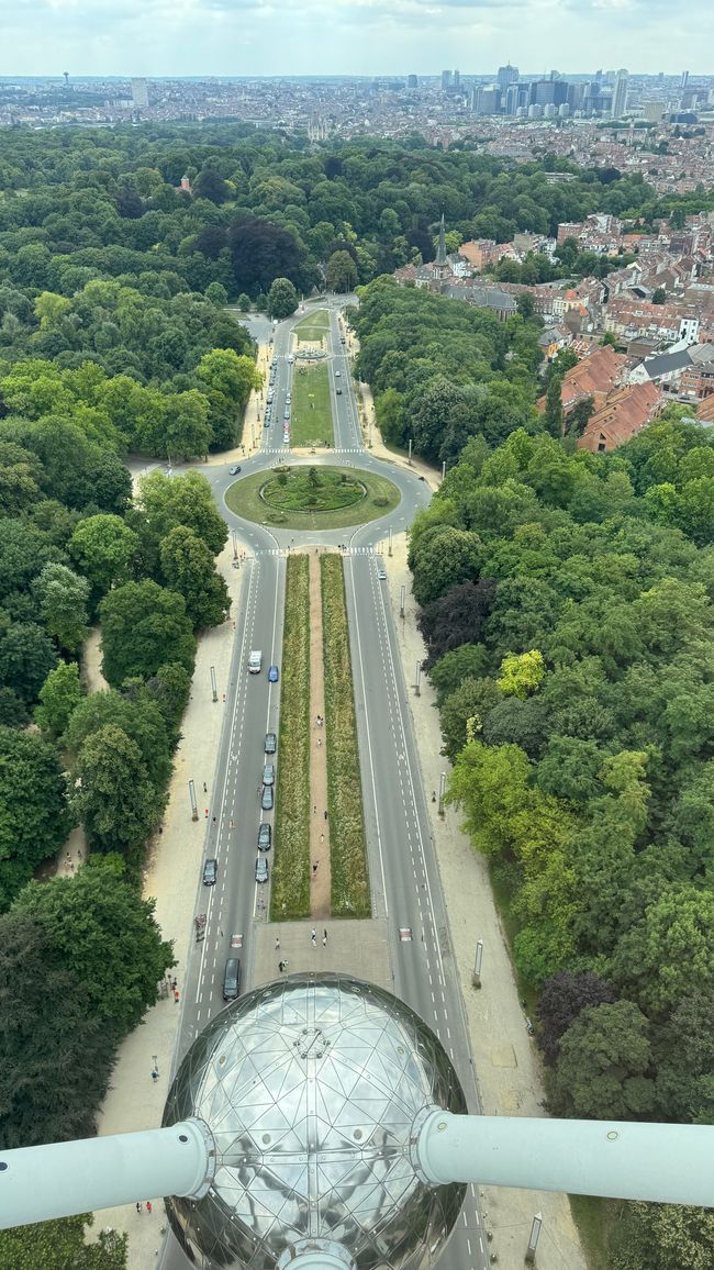 Zufahrt zum Antomium