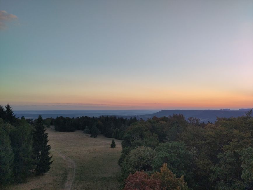 Sonnenaufgang vom Raichbergturm aus