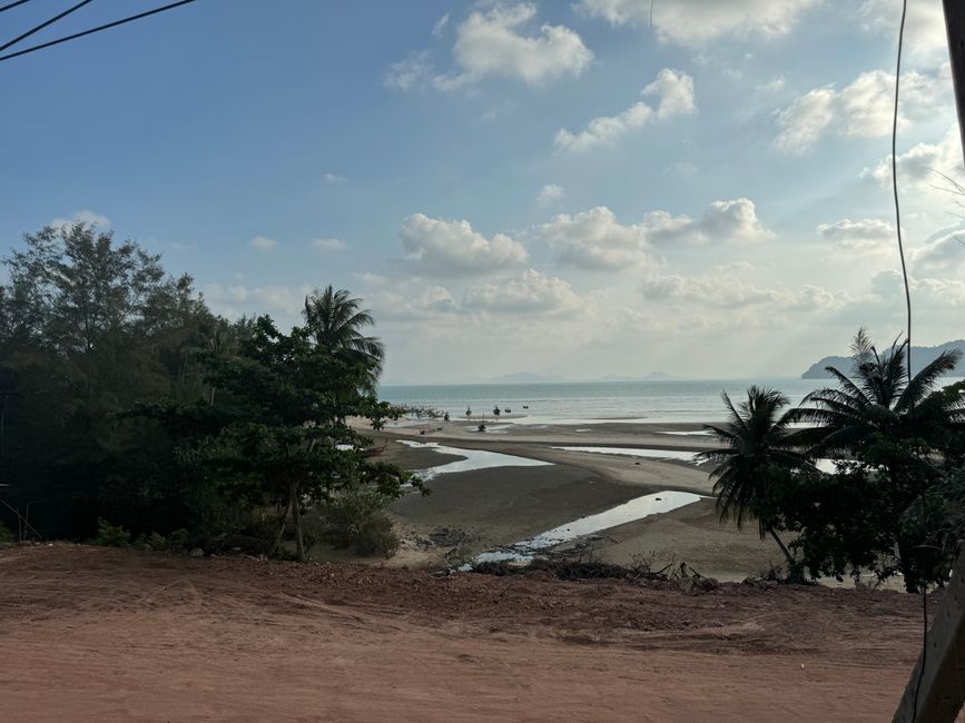 MoonshineResort/
Chumphon