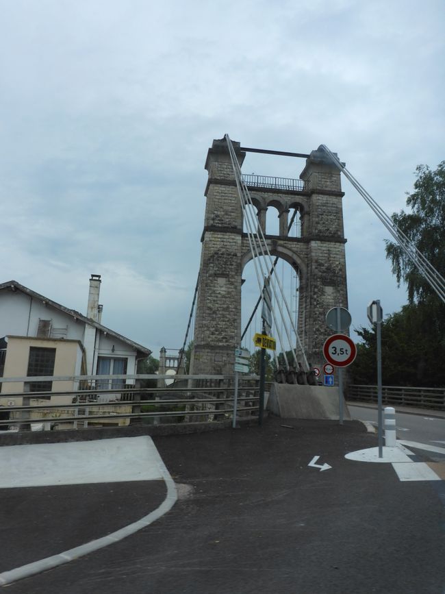 Brücke über den Kanal an der Rhône 
