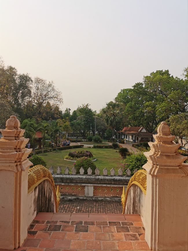 Vientiane - 1.5 days on a temple and museum tour