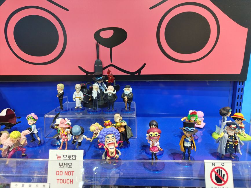 Showcase von One Piece Figuren