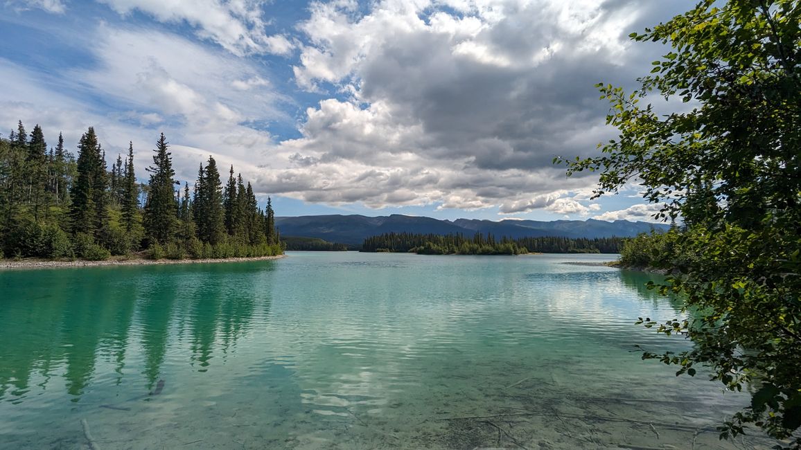 Lakeshore Trail - Boya Lake