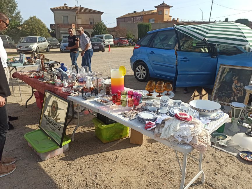 Second-Hand-Flohmarkt „L'Encant de l'Empordà“ (Verges, Baix Empordà, Girona)