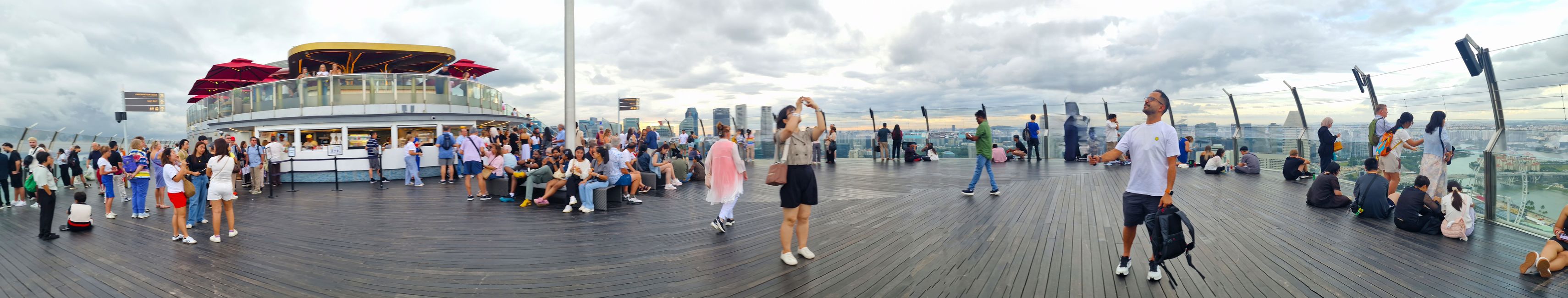 Skydeck Marina Bay Hotel