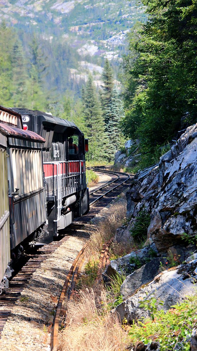 Tag 22: Off to Alaska! A landslide, the White Pass & long trains