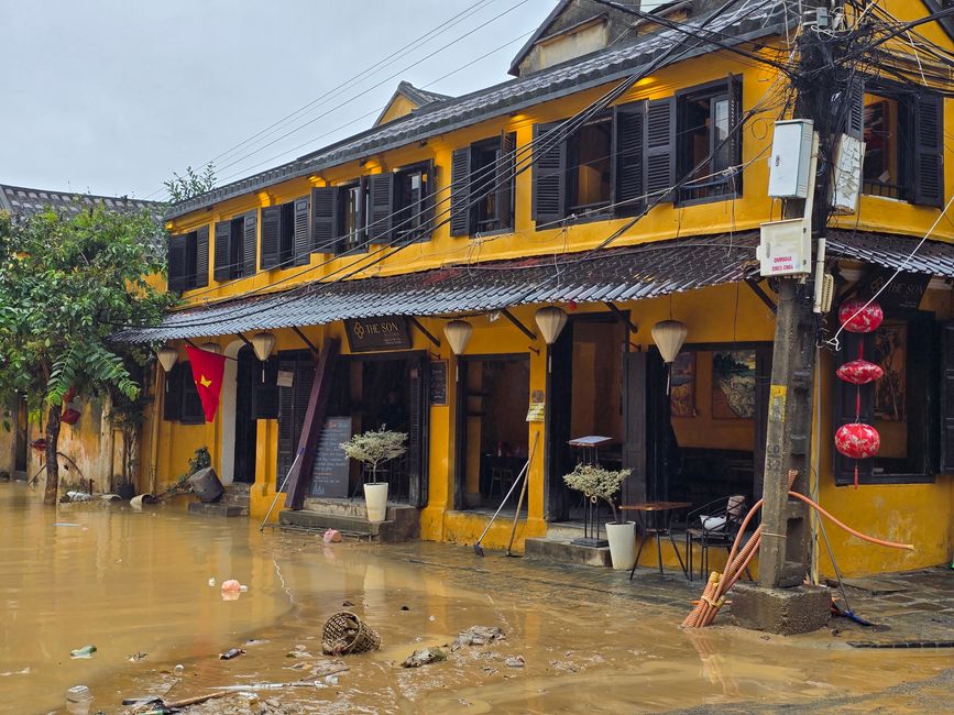 Hoi An - les travaux de nettoyage ont commencé