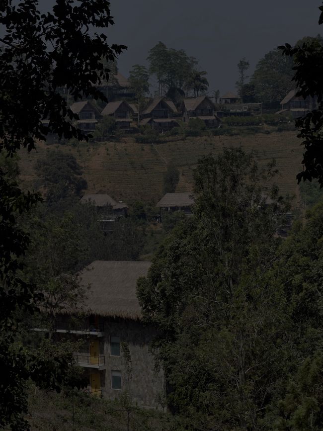 Village sur le chemin de Little Adams Peak