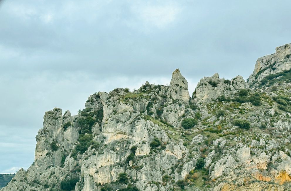 Von Salamanca nach Bilbao: Eine Reise durch Nebel, Berge und Wälder