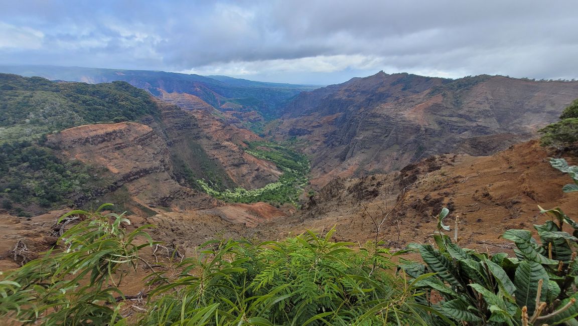 Kauai – deep gorges and high mountains