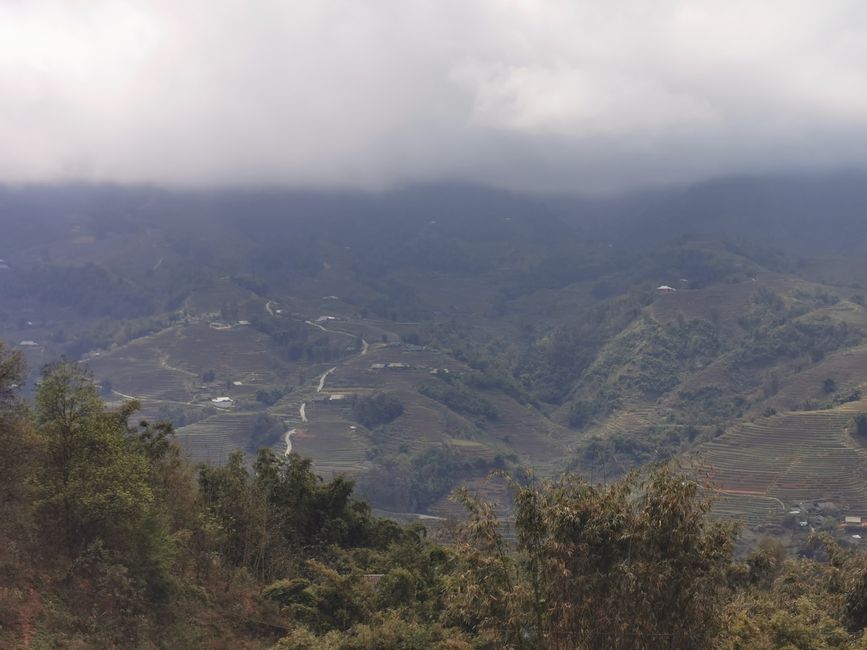 Hacia el norte montañoso hacia SaPa