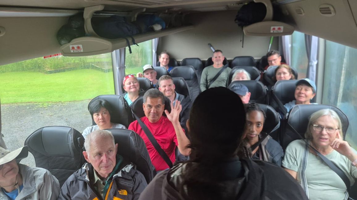 Team 🇺🇸🇱🇺🇨🇦🇩🇪 | Abschied von unserem Guide