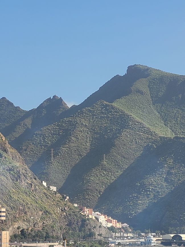 Tag 163 und 164 (Teil1) von geplanten 175: Kreuzfahrt rund um die Welt - Santa Cruz de Tenerife