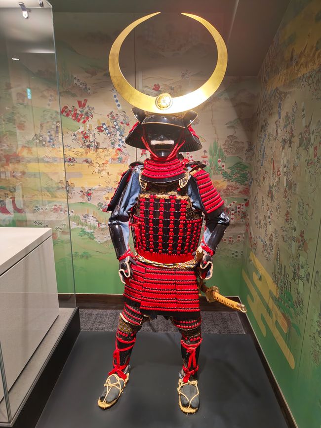 Wieder Mal die Rüstung eines Samurais in der Burg
