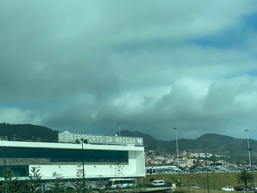 Der Blick auf den Flughafen