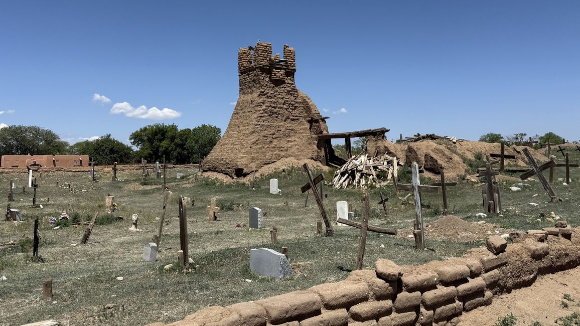 San Geronimo, die II. und der alte Friedhof