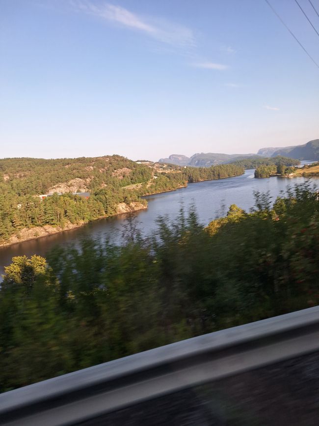 Zugausfall daher mit dem SEV nach Stavanger