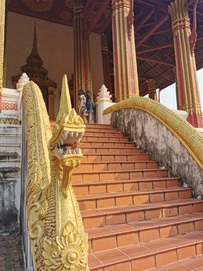 Vientiane - 1.5 days on a temple and museum tour