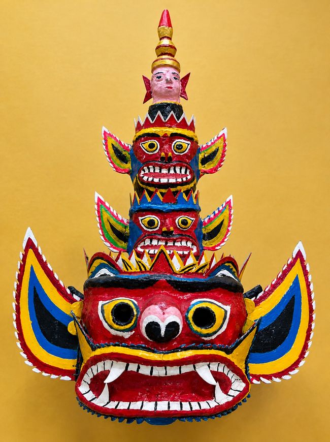 Khmer-Maske im Museum