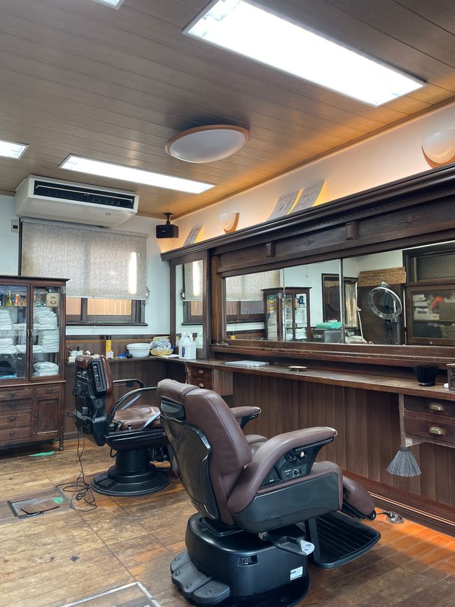 Yamaguchi Barber in Hayama
