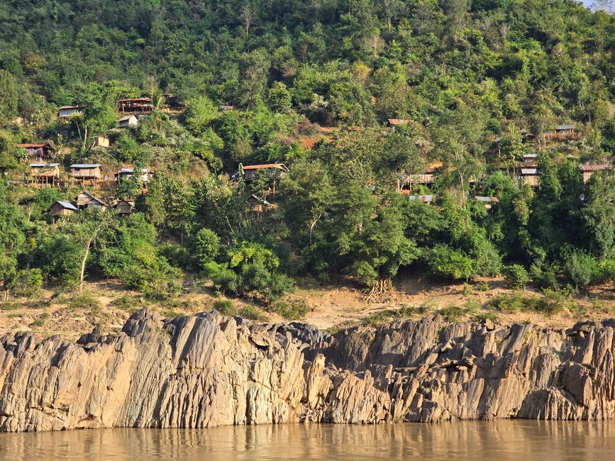 Auf dem Mekong von Luang Prabang nach Ban Houayxay