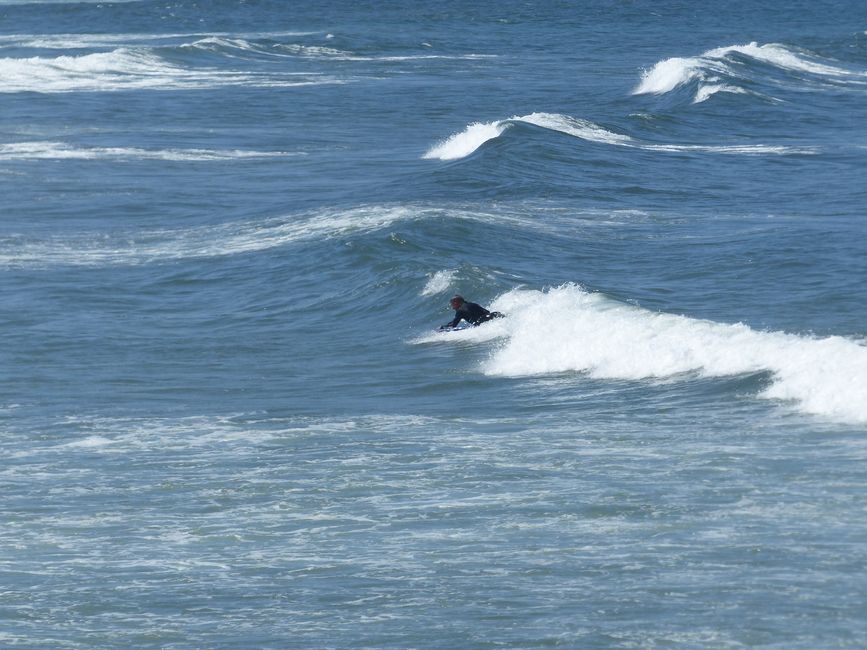 Boogieboarden im Wellenparadies - die Westküste ist praktisch nie ohne surfbare Welle