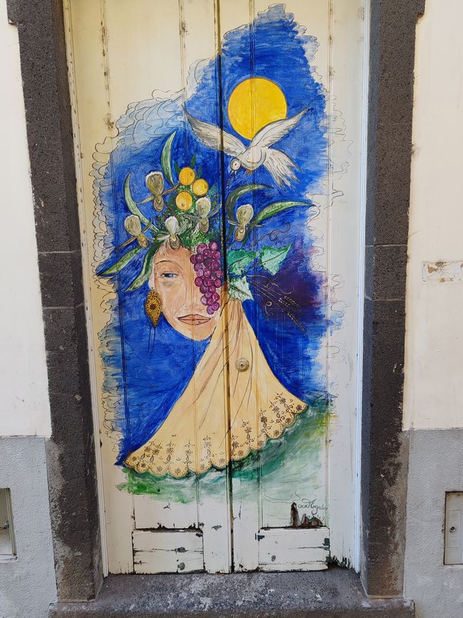 Puertas en la Rua de Santa Maria