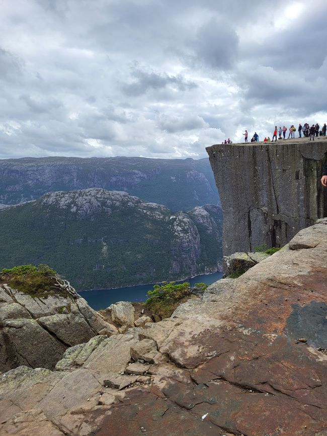 Days 5 and 6 - via Stavanger to the Preikestolen Campsite