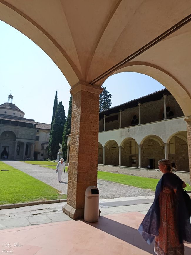 Kreuzgang der Basilika Santa Croce
