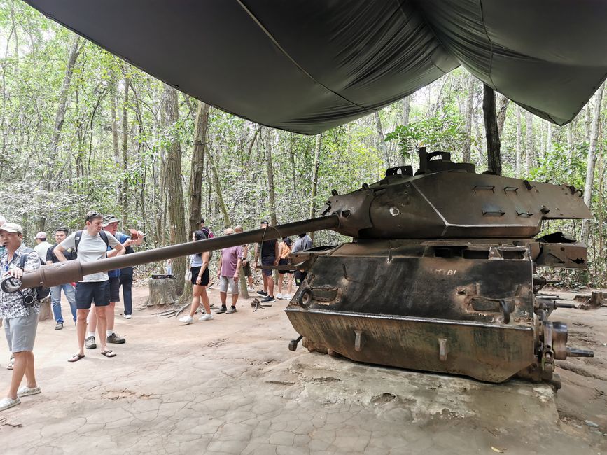 ... a blown-up US tank ...