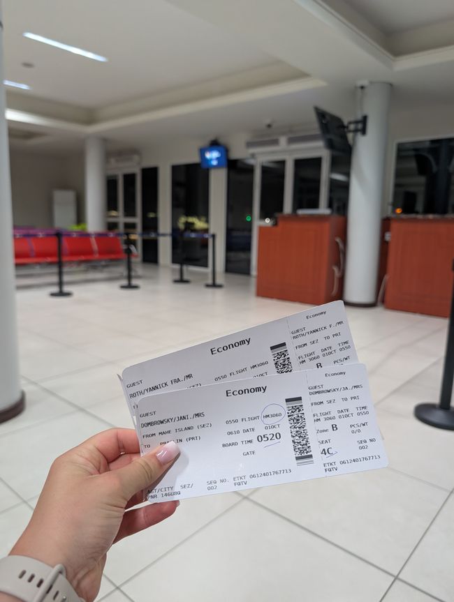 Unser 1. Mal Mini-Flugzeug🛩️😱