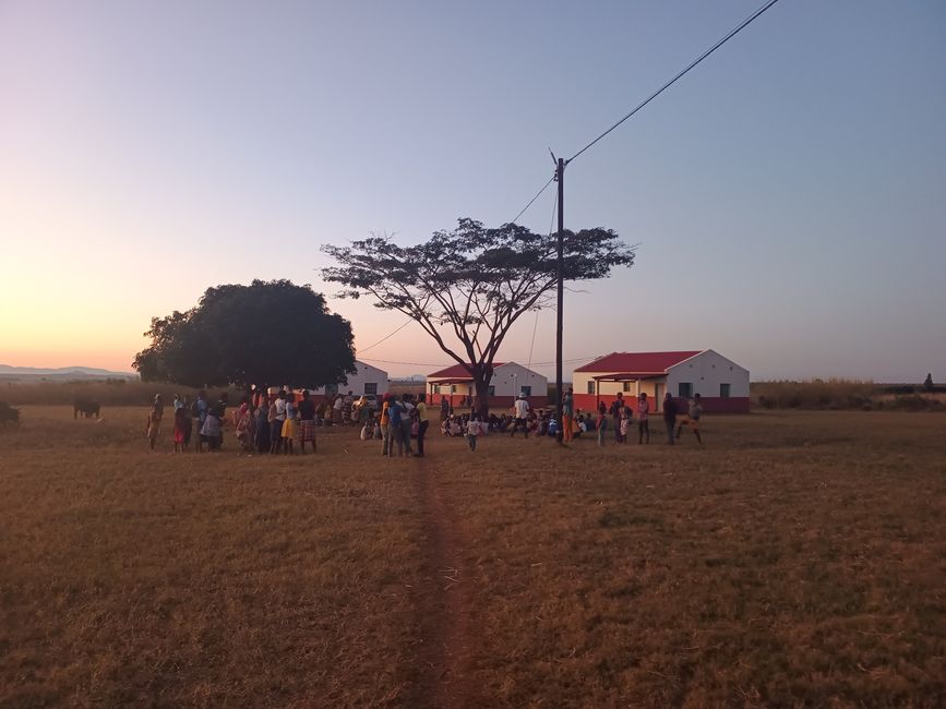 Visites scolaires à Macate Chissassa, Nhamacao Rica et Charonga