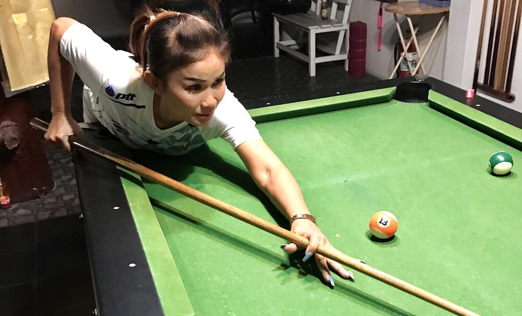 Billard in einer Bar an der Soi Bintabaht