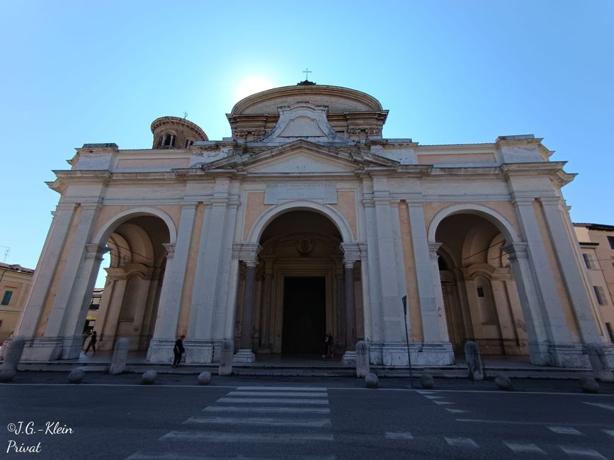 Catedral de Rávena (Catedral de la Resurrección de Nuestro Señor Jesucristo)