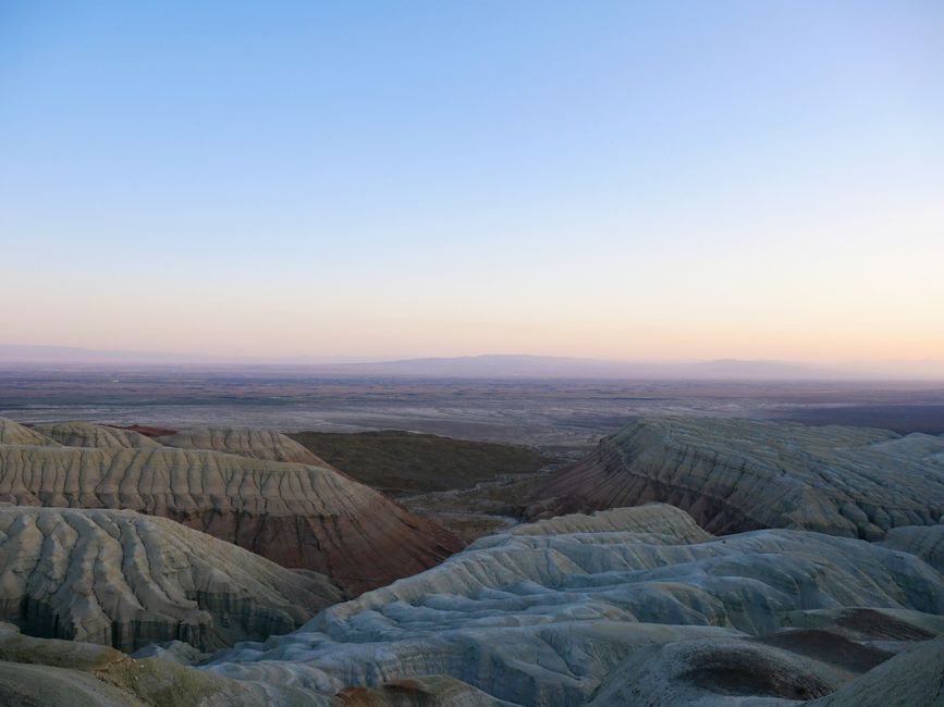Altyn Emel Nationalpark - Tag 1 [Национальный парк Алтын-Эмель - День 1]
