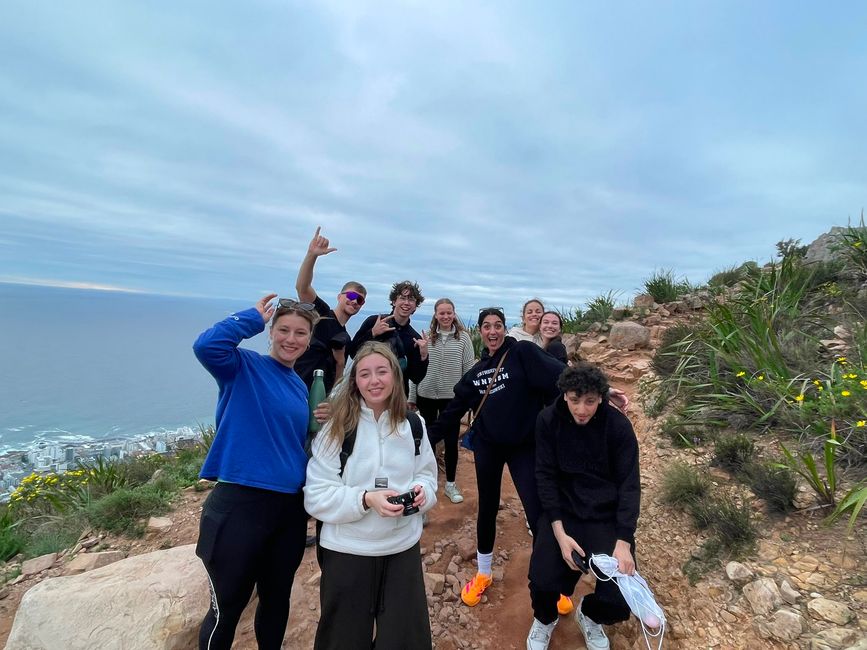 Hiking Lion's head again, around sunset time.