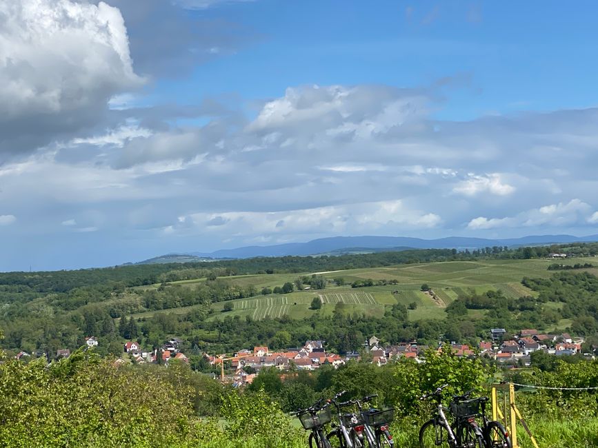 Ein Blick auf Zeutern im Sonnenschein