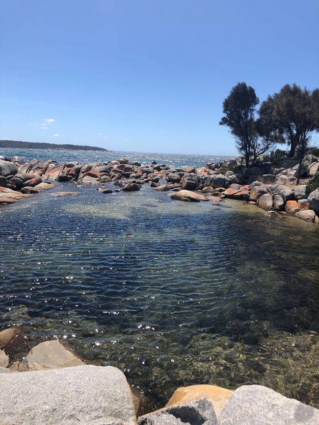 Kristallklares Wasser am St. Helens Point