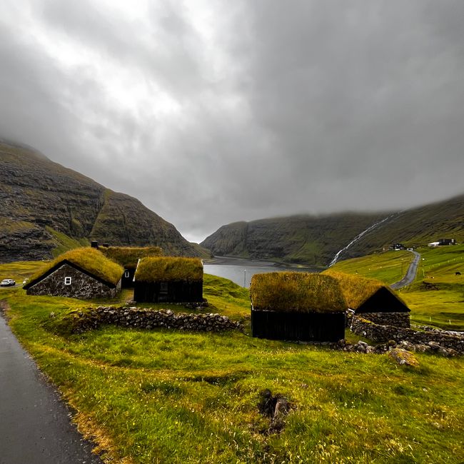 Despedida de Islandia - Llegada a las Islas Feroe