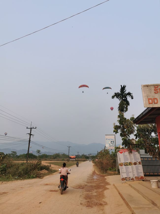 Continuing the journey to Vang Vieng - Hike to the Silver Cross Viewpoint and hot air balloon ride
