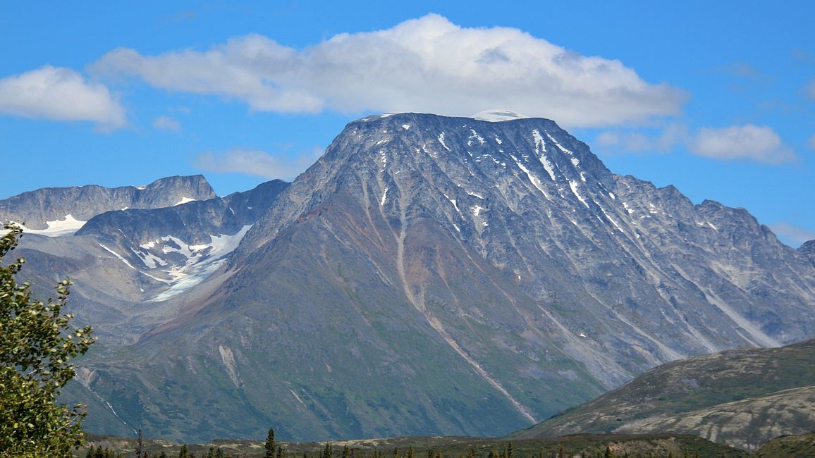 Tag 27: Bärenshow & fantastische Bergwelten - zurück nach Yukon/Kanada