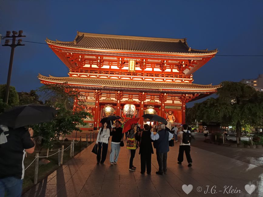 东京
在浅草的黄昏里