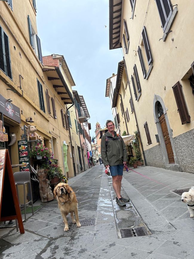 Samstag: Reisetag Sonntag: ein regnerischer Tag am Trasimenischen See