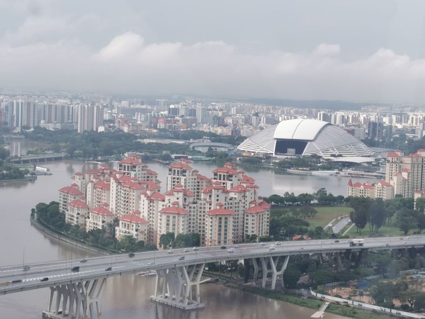 Abschiednehmen von Bali und Weiterreise sowie erster Tag in Singapur