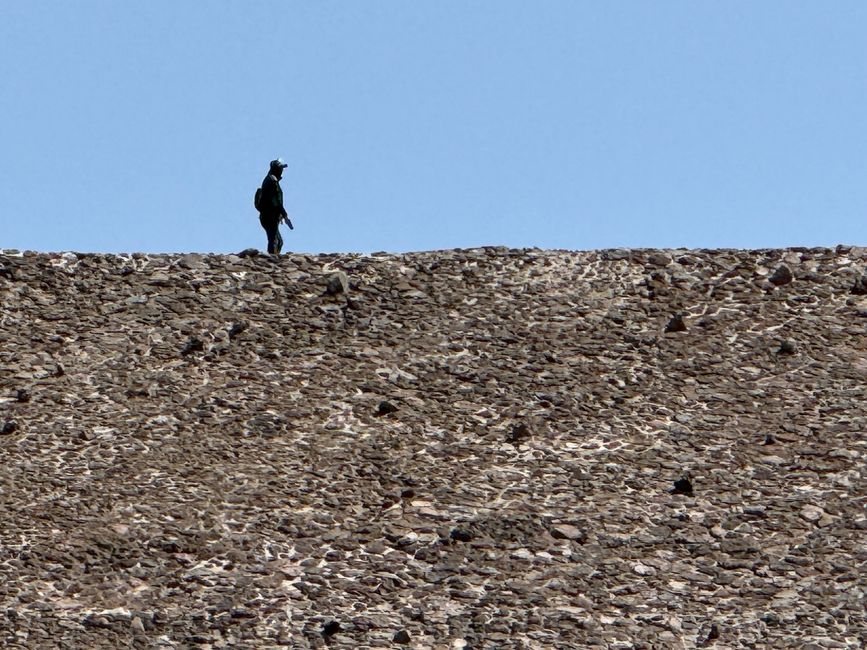 Pirámide del sol / El guardián solitario