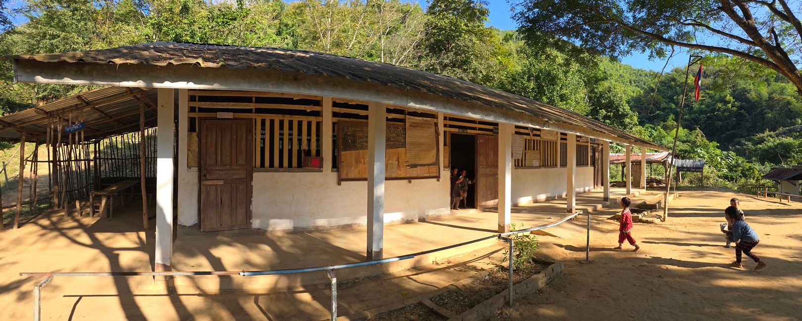 Auf dem Mekong von Luang Prabang nach Ban Houayxay
