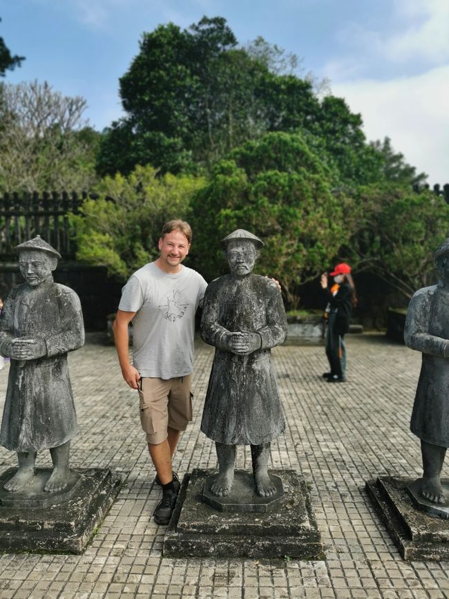 Recorrido por la antigua ciudad imperial de Hue