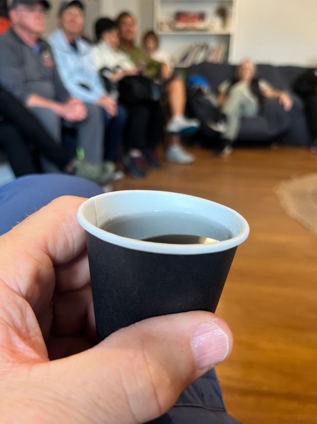 Tee aus Blättern ( Ka…)